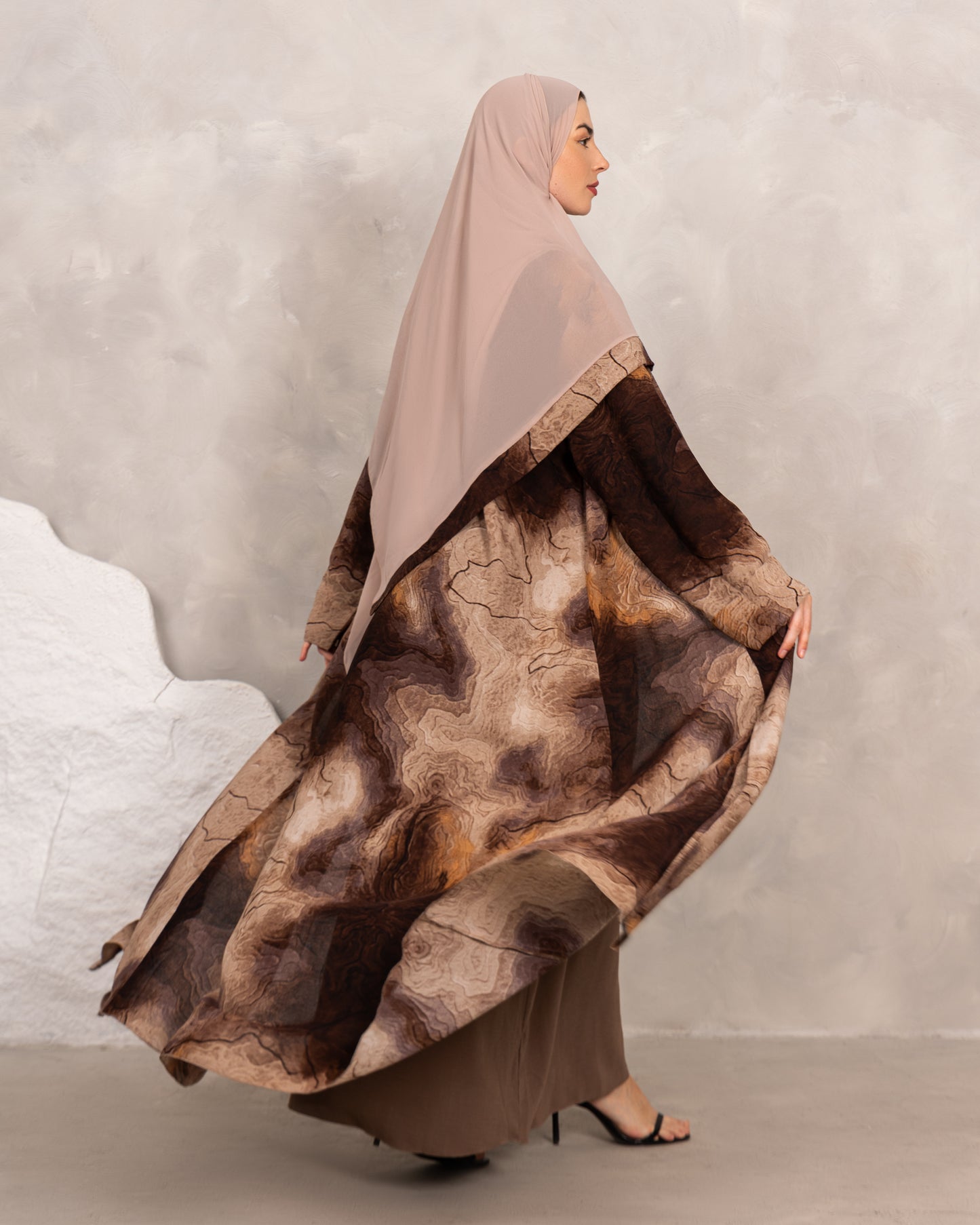 Abaya Mira