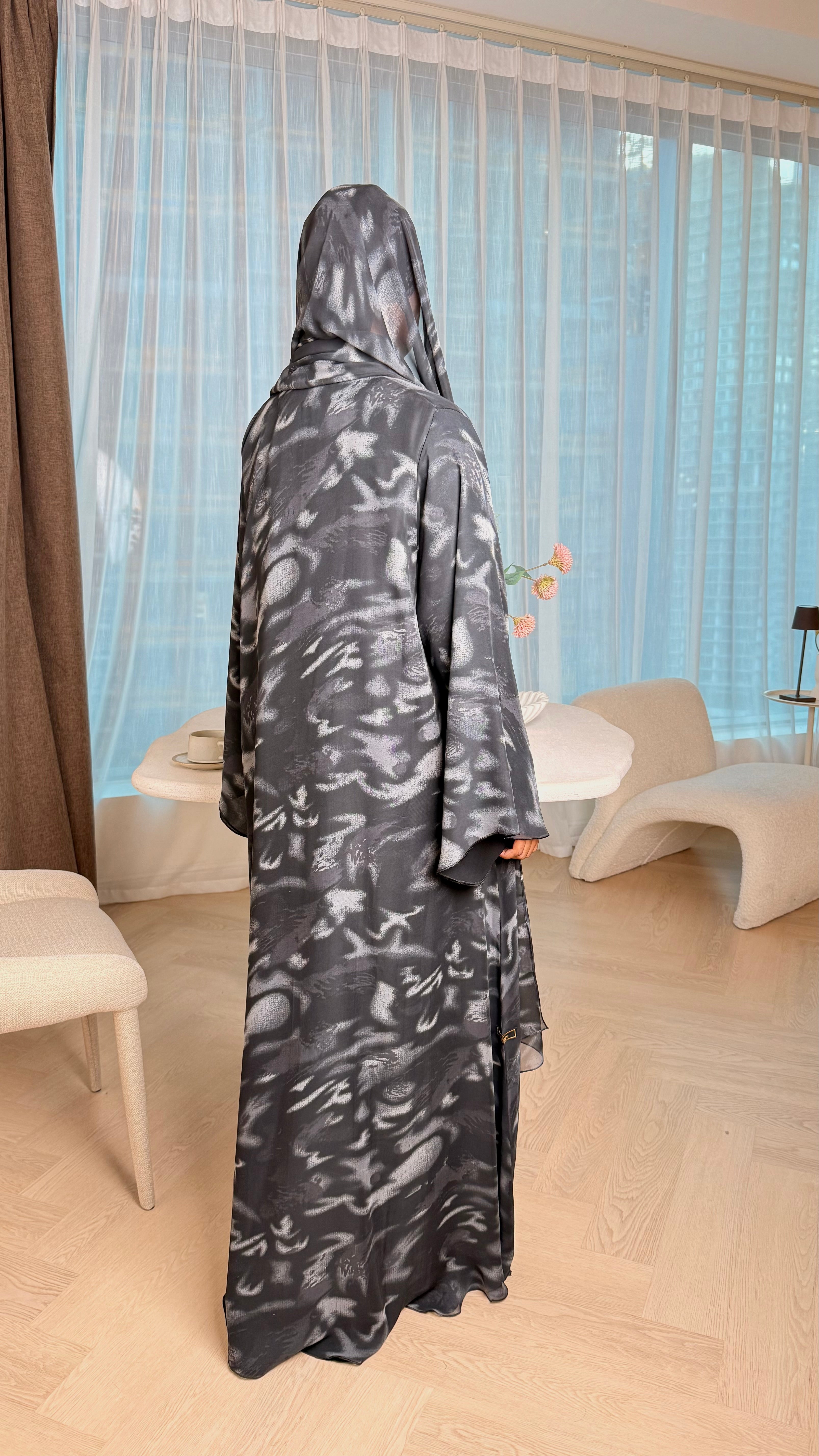 Abaya Noir Mirage