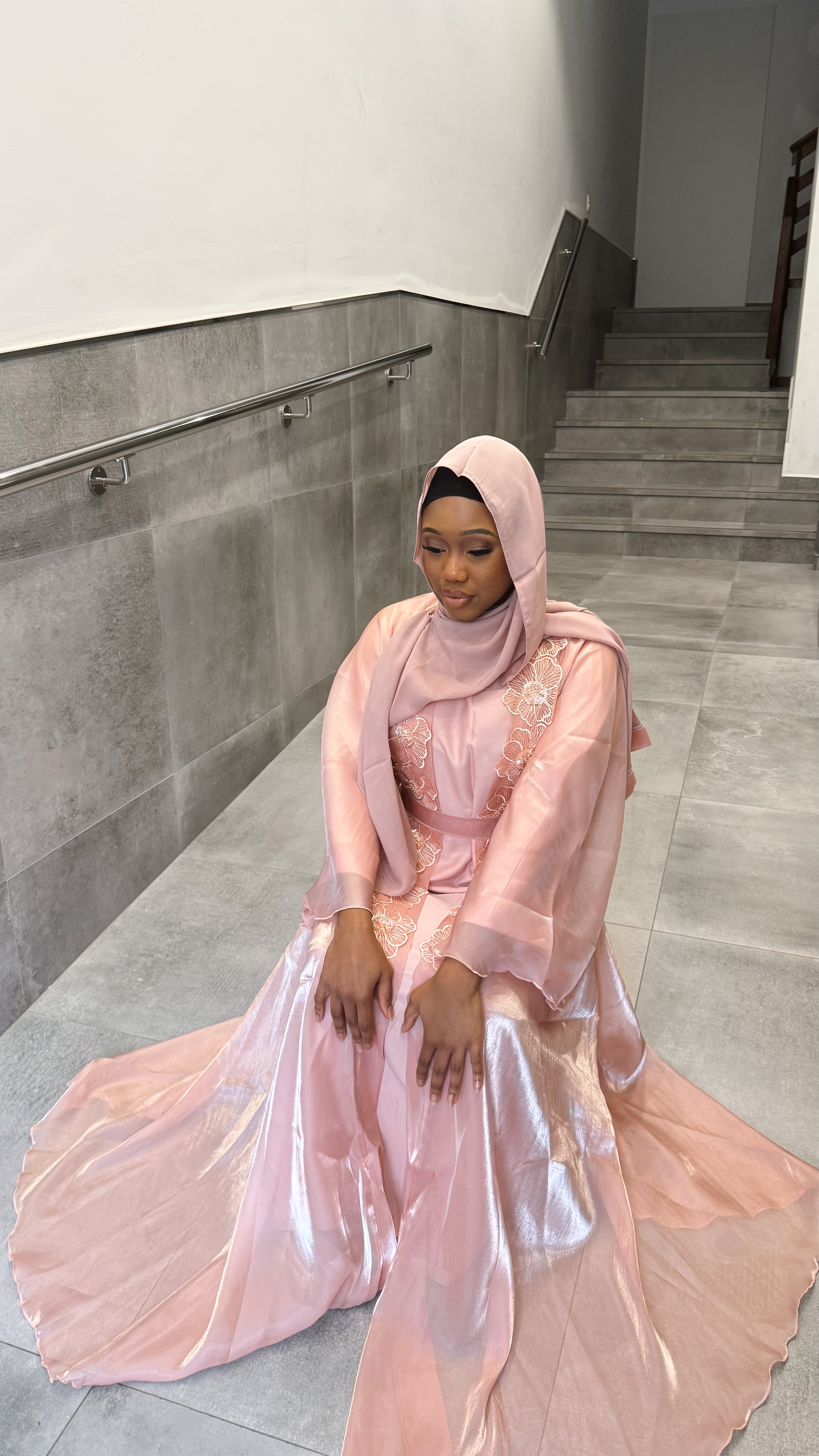 Abaya Lina
