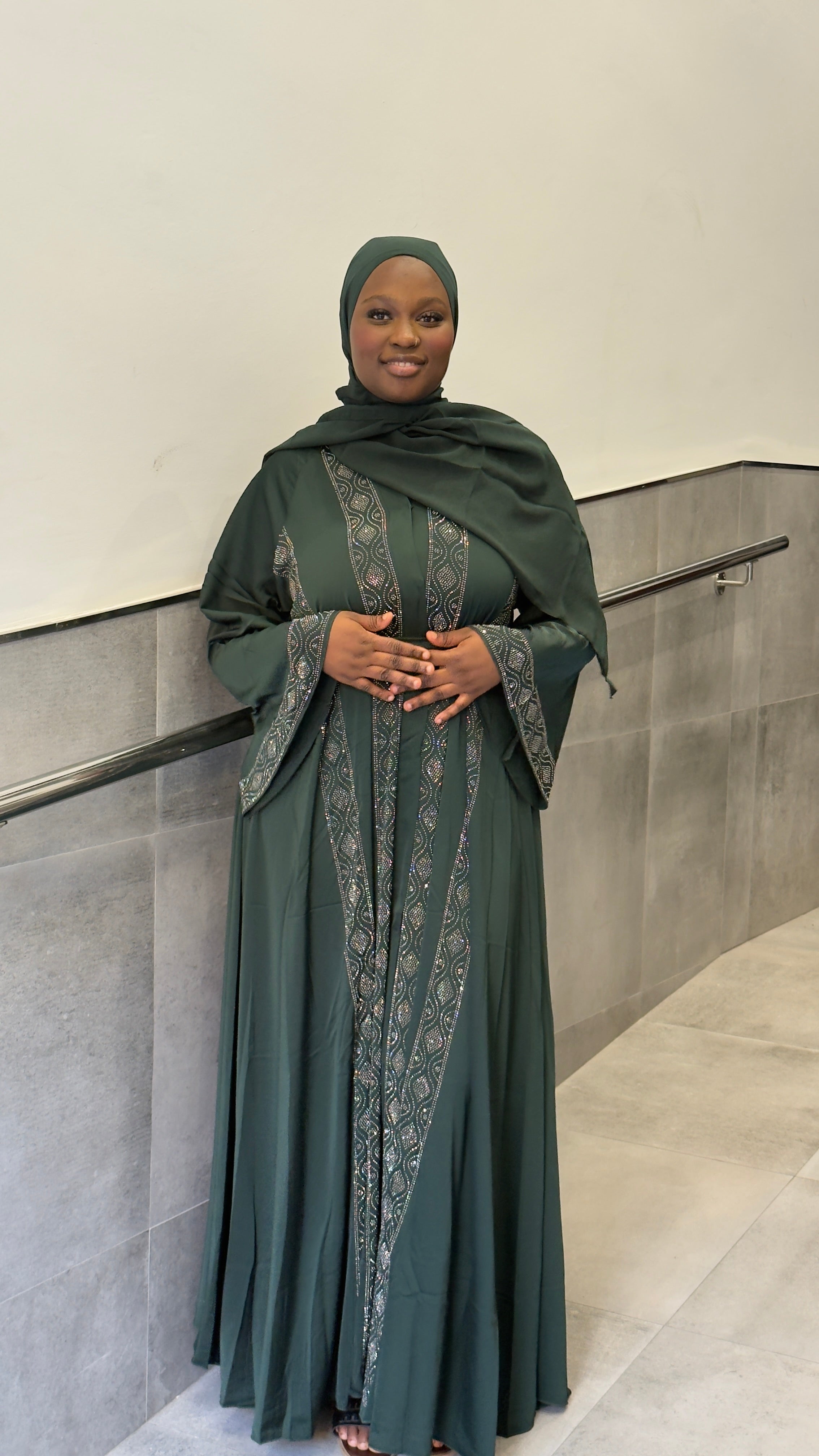 Abaya Azira