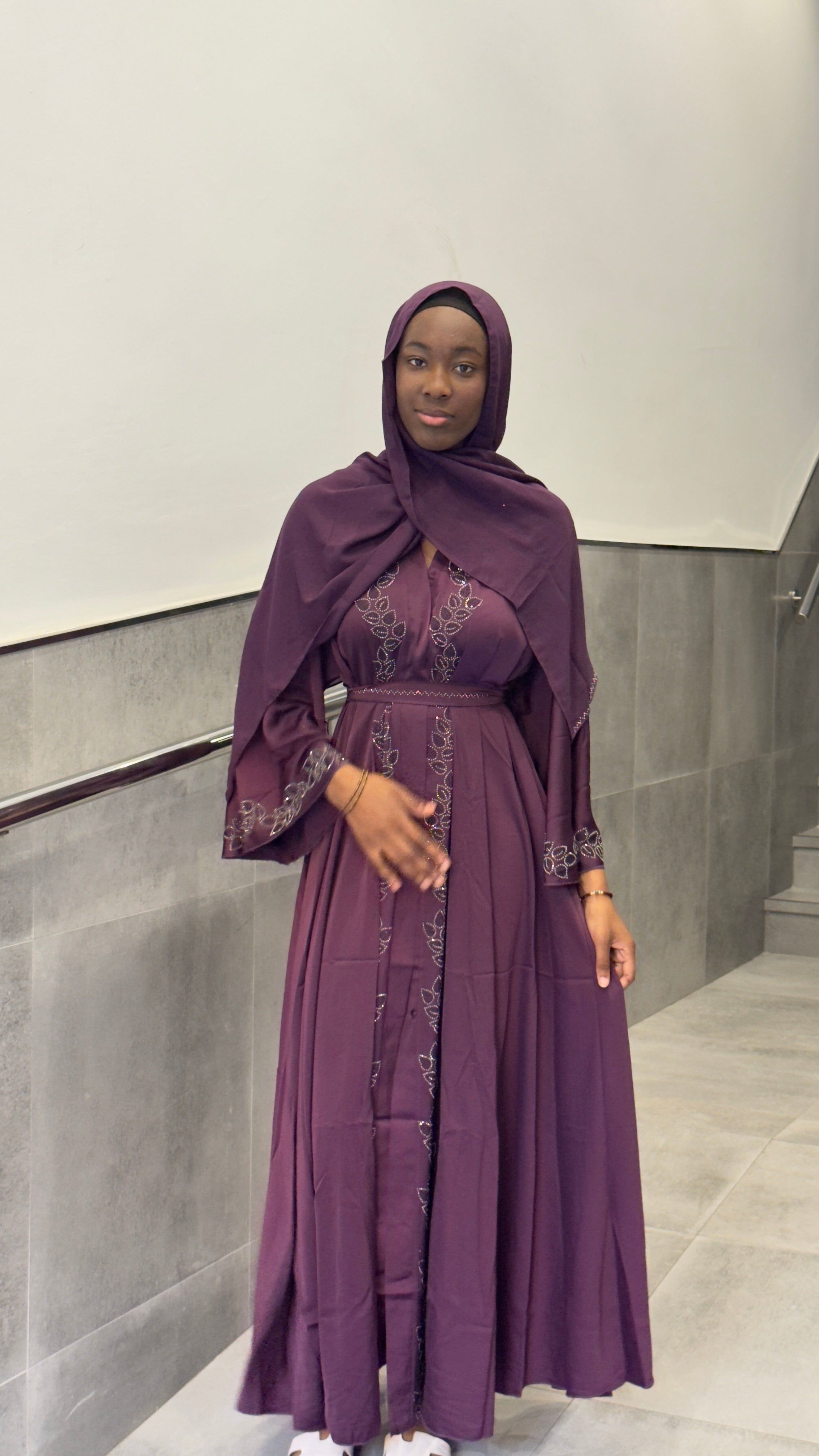 Abaya Lunaria