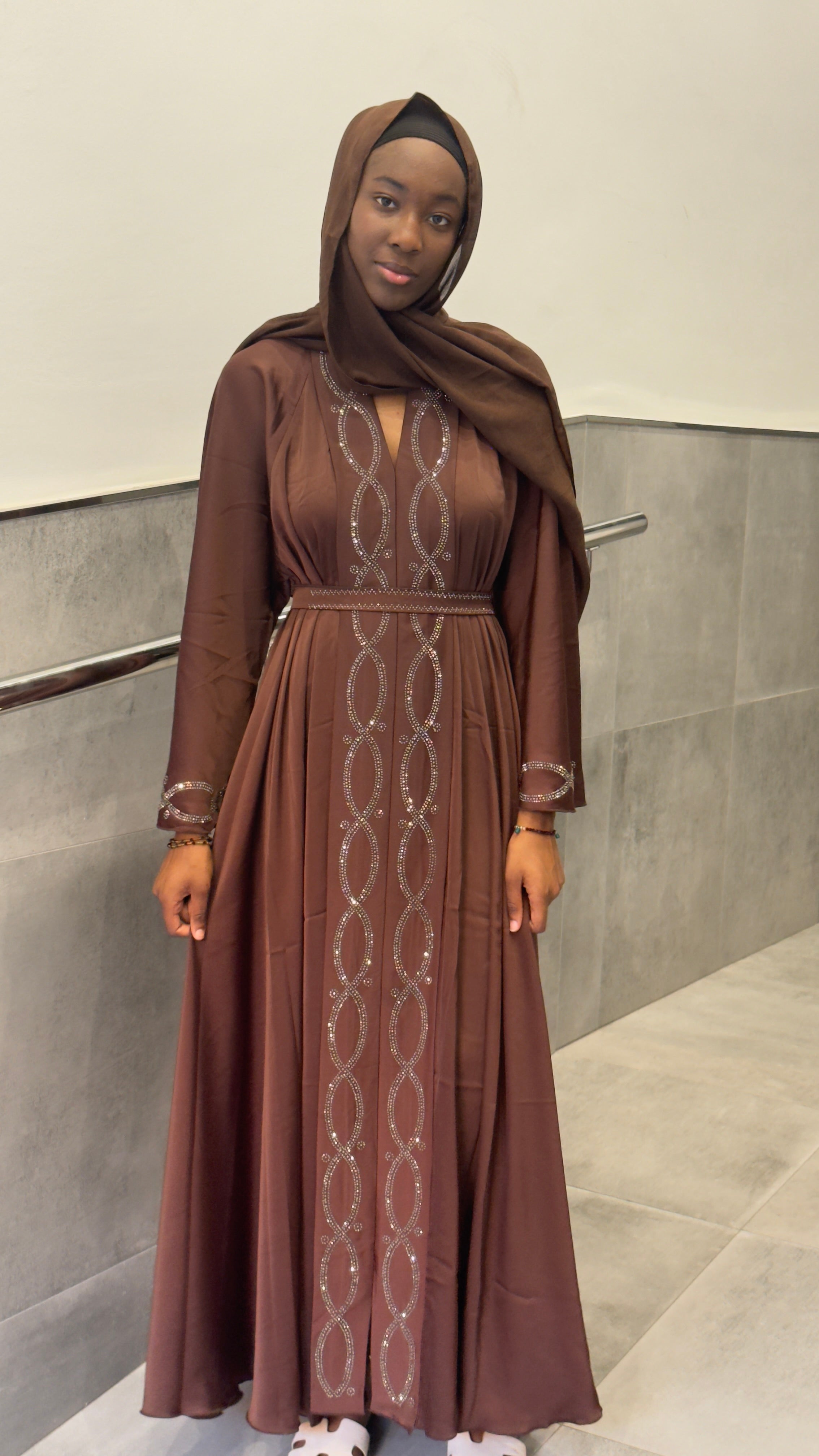 Abaya Lamar