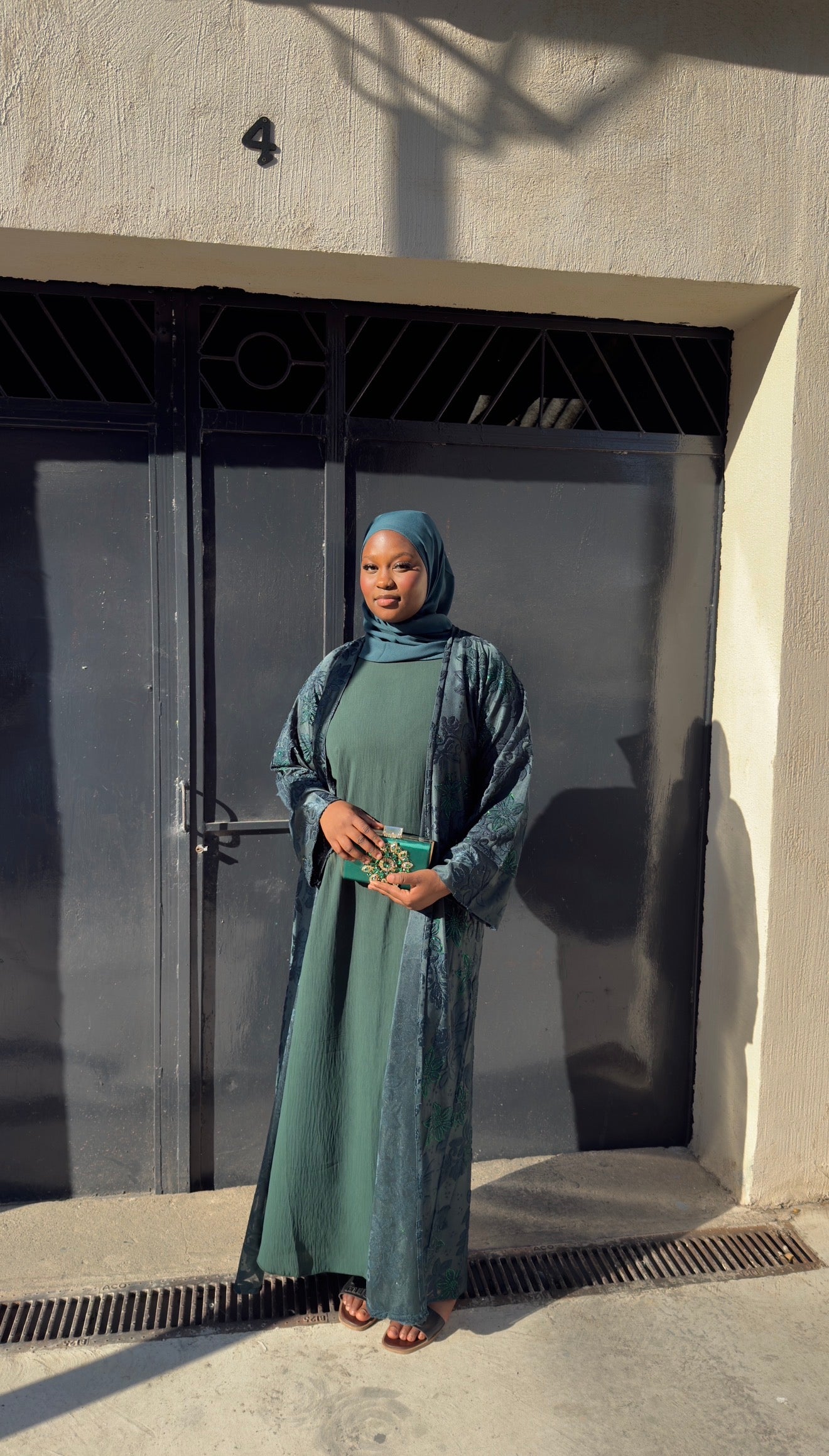 Abaya Jade