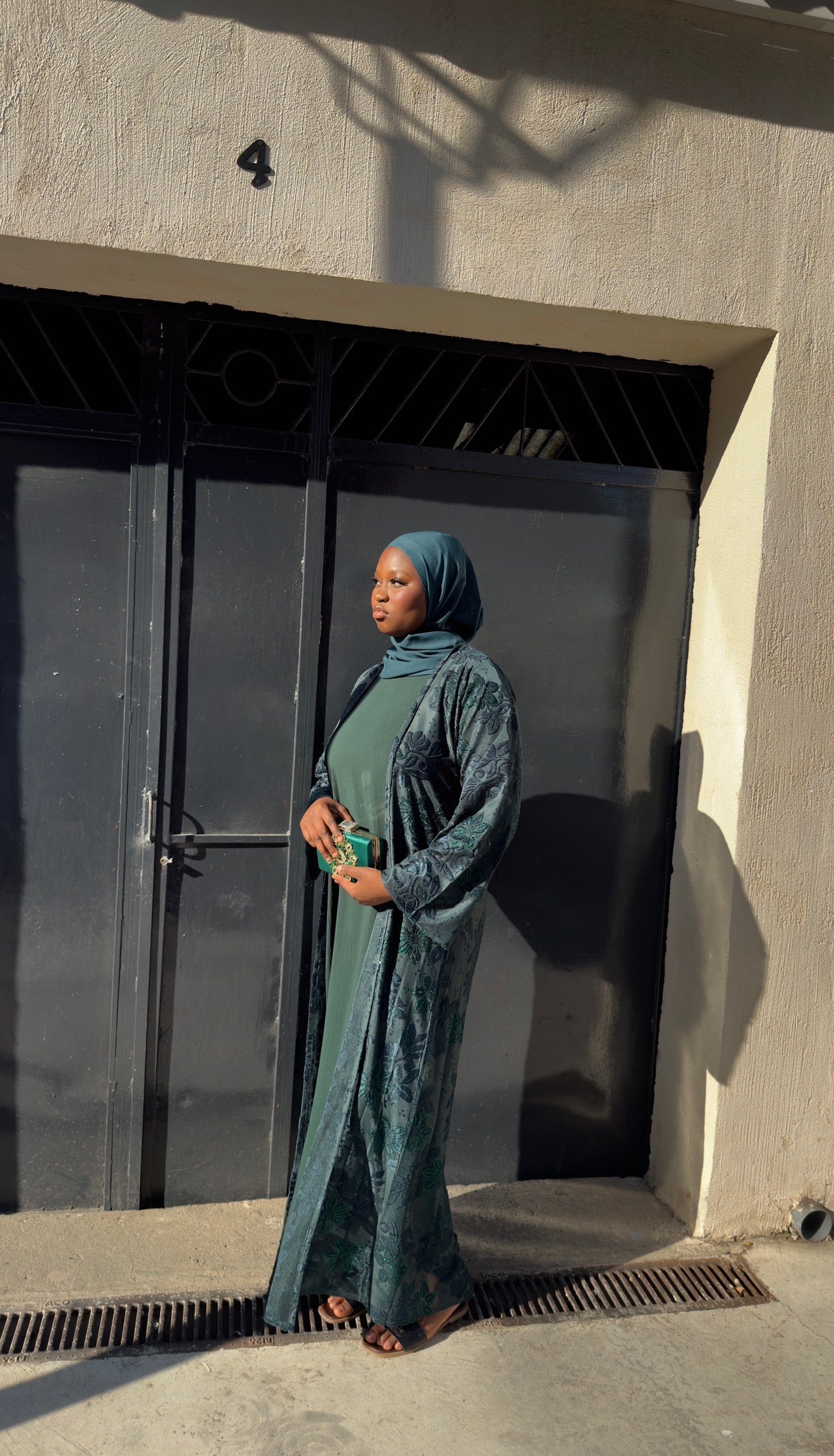 Abaya Jade