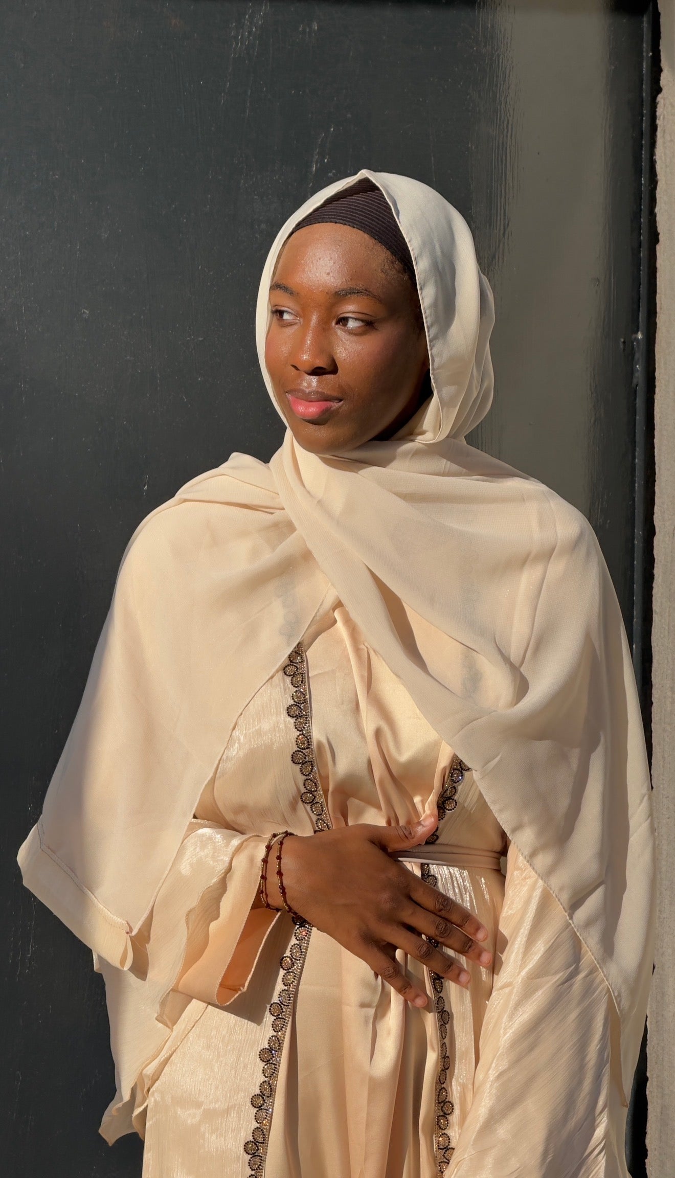 Abaya Elara